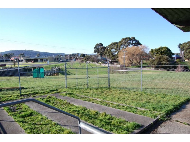 98 Macquarie Street, George Town TAS 7253