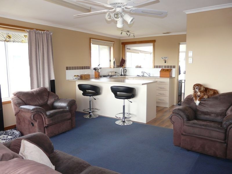 8 Esplanade, Beechford TAS 7252