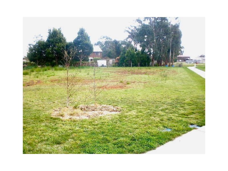 17 Warburton Road, George Town TAS 7253