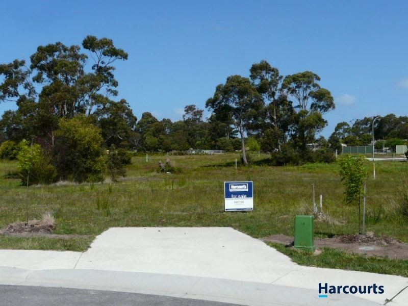 12 Warburton Road, George Town TAS 7253