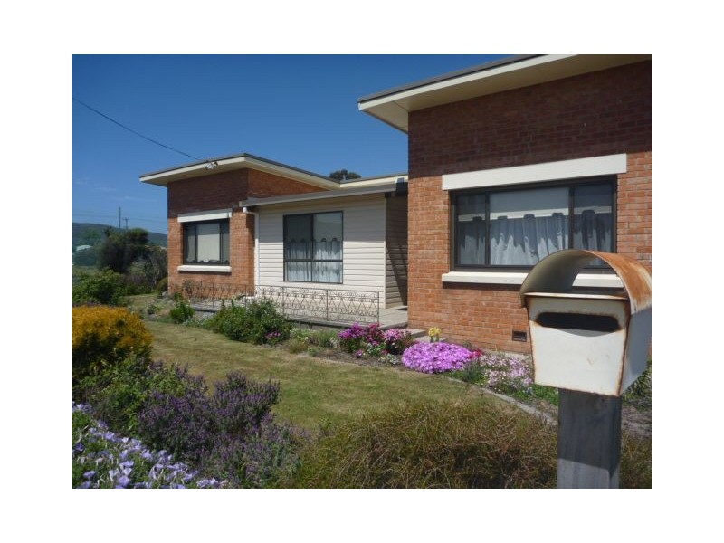 112 Macquarie Street, George Town TAS 7253
