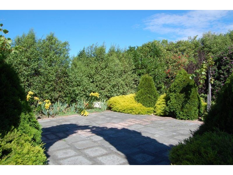 8 Edward Court, George Town TAS 7253
