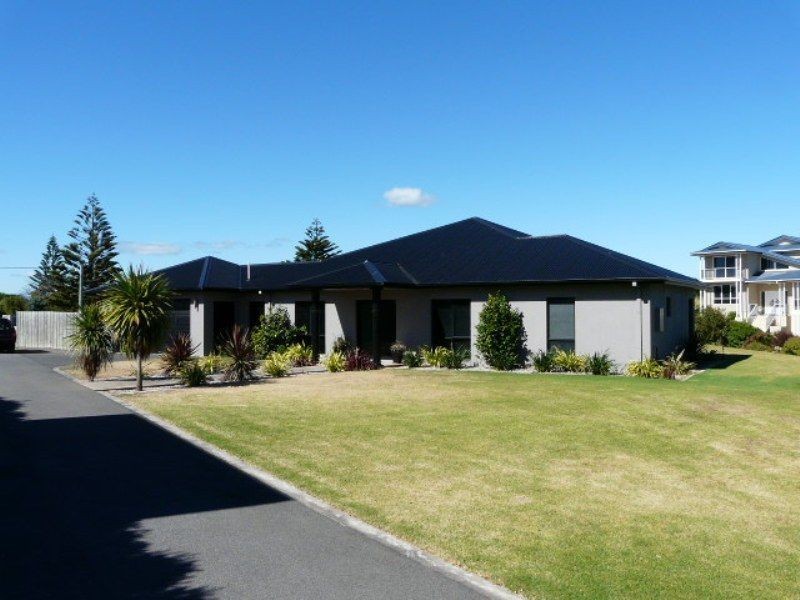 7 Perrin Drive, Low Head TAS 7253