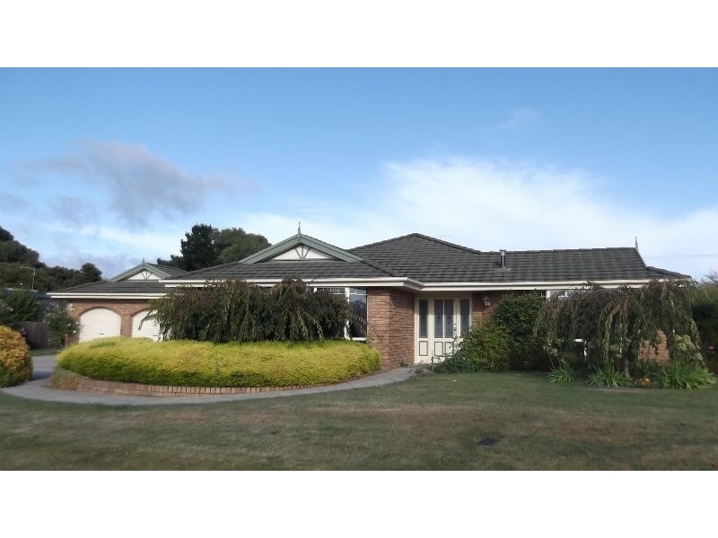 2 Tamar Avenue, George Town TAS 7253