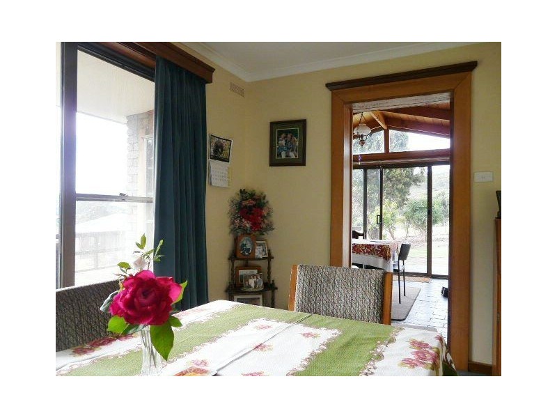 9 Swan Drive, Swan Bay TAS 7252