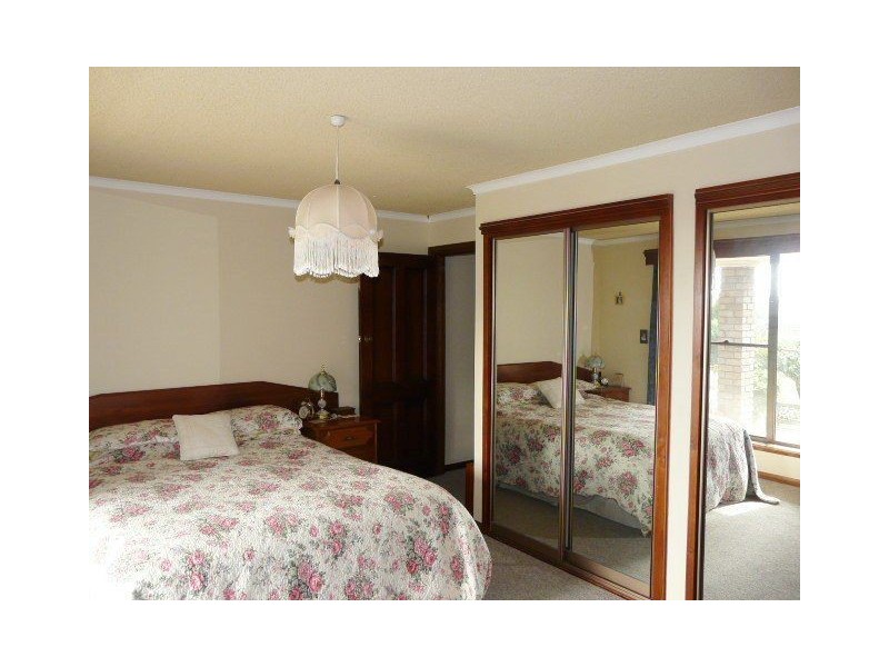 9 Swan Drive, Swan Bay TAS 7252