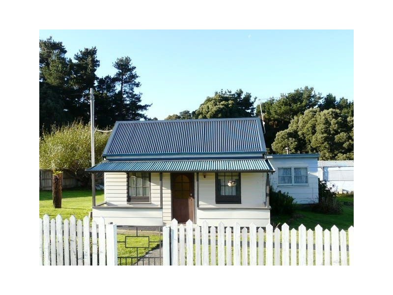 6 Shaw Street, Lefroy TAS 7252