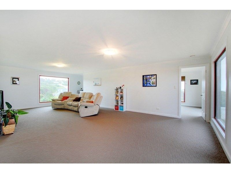 15 Lord Liverpool Drive, Low Head TAS 7253