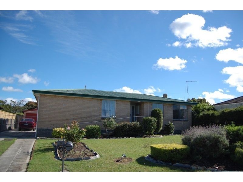 9 Roberts Avenue, George Town TAS 7253