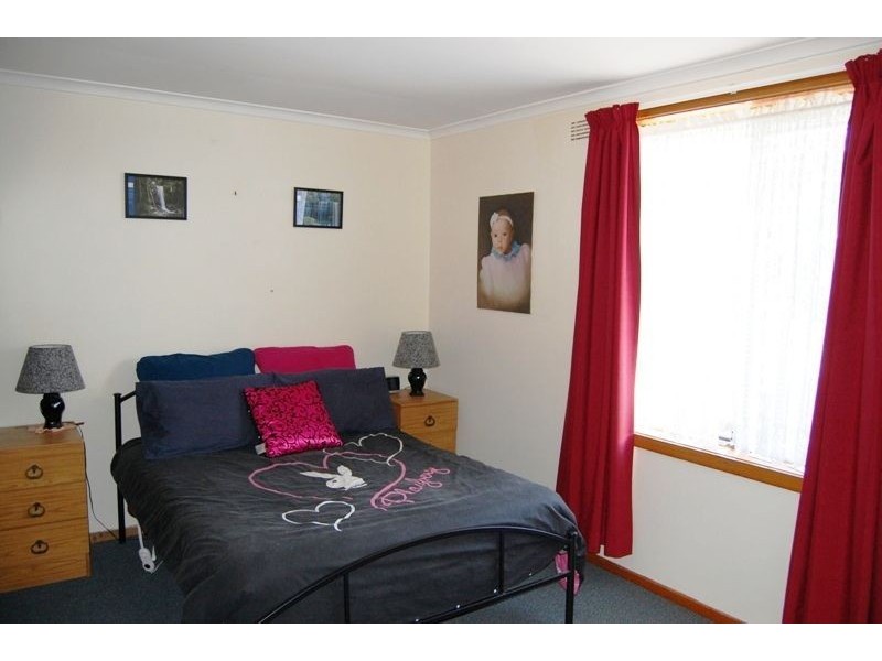 9 Roberts Avenue, George Town TAS 7253