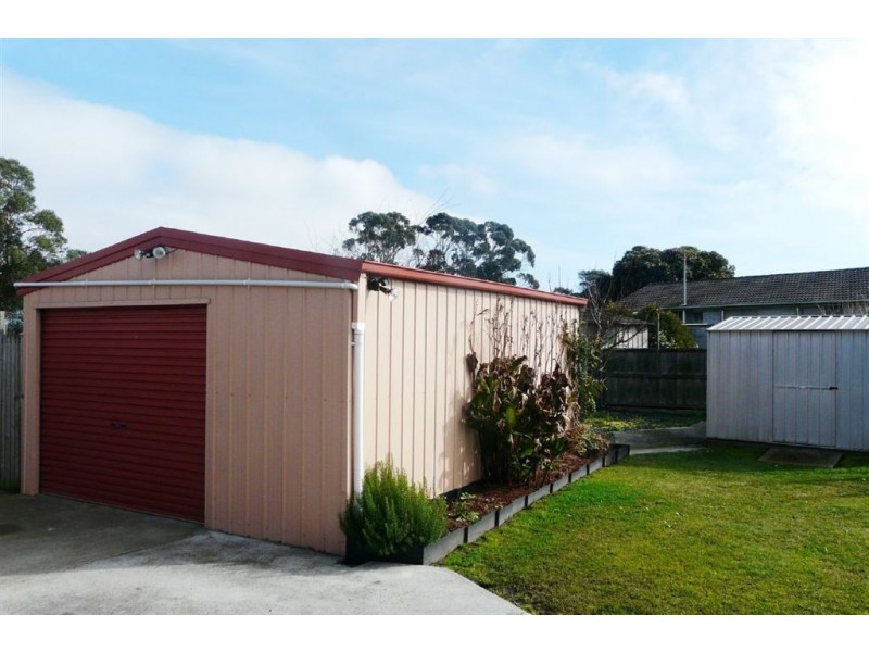 9 Roberts Avenue, George Town TAS 7253
