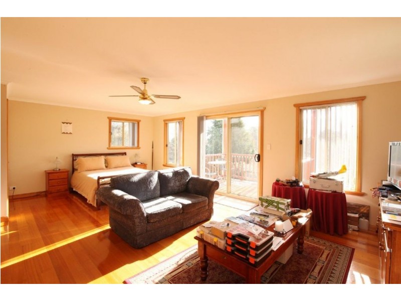 10 Burton Street, Hillwood TAS 7252