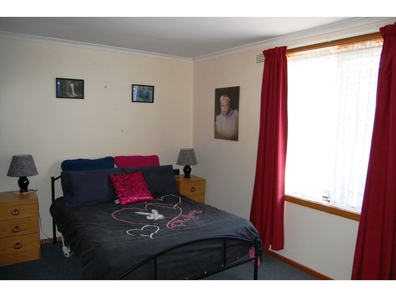 9 Roberts Avenue, George Town TAS 7253