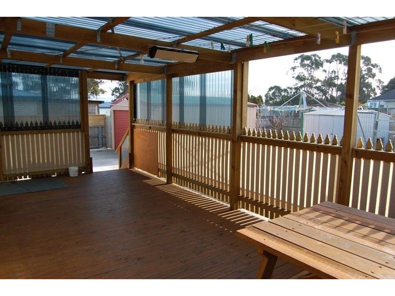 9 Roberts Avenue, George Town TAS 7253