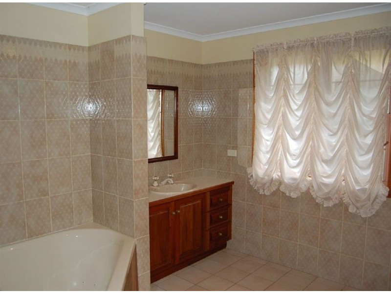 32 Swan Drive, Swan Bay TAS 7252