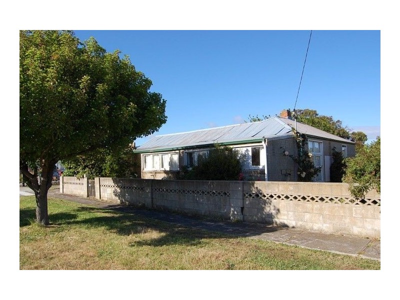 27 Wellington Street, George Town TAS 7253