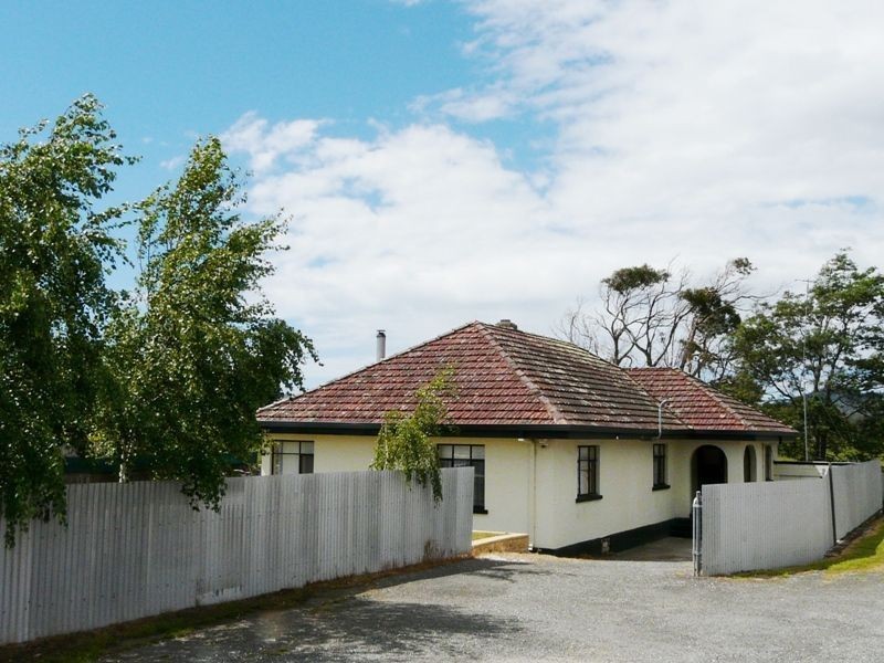 100 Agnes Street, George Town TAS 7253