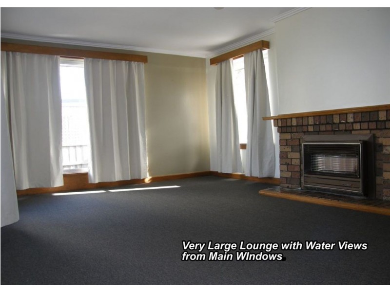 25 Esplanade North, George Town TAS 7253