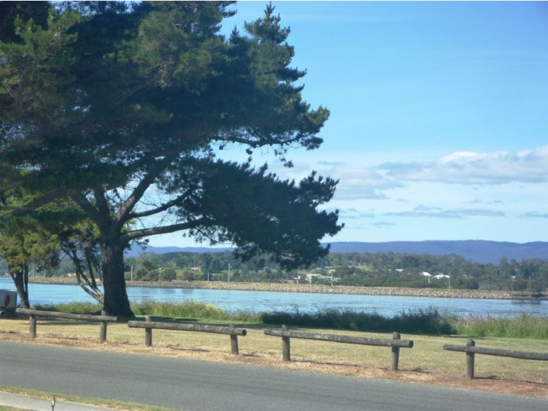 25 Esplanade North, George Town TAS 7253