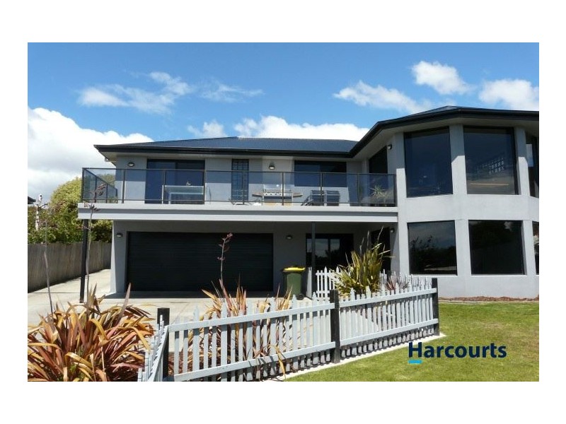 32 Lawrence Street, George Town TAS 7253