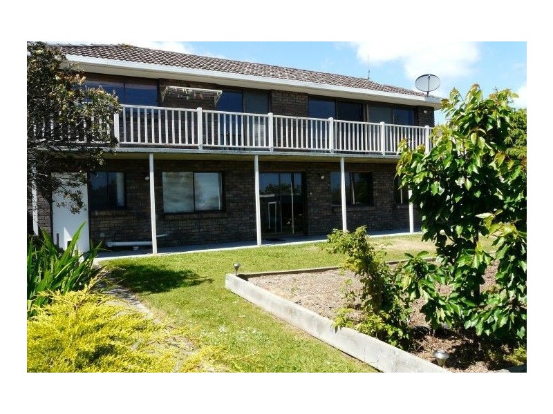 18 Lawrence Street, George Town TAS 7253