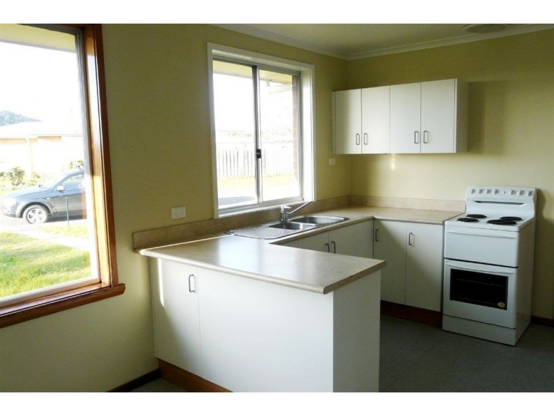 12 Stonehouse Street, George Town TAS 7253