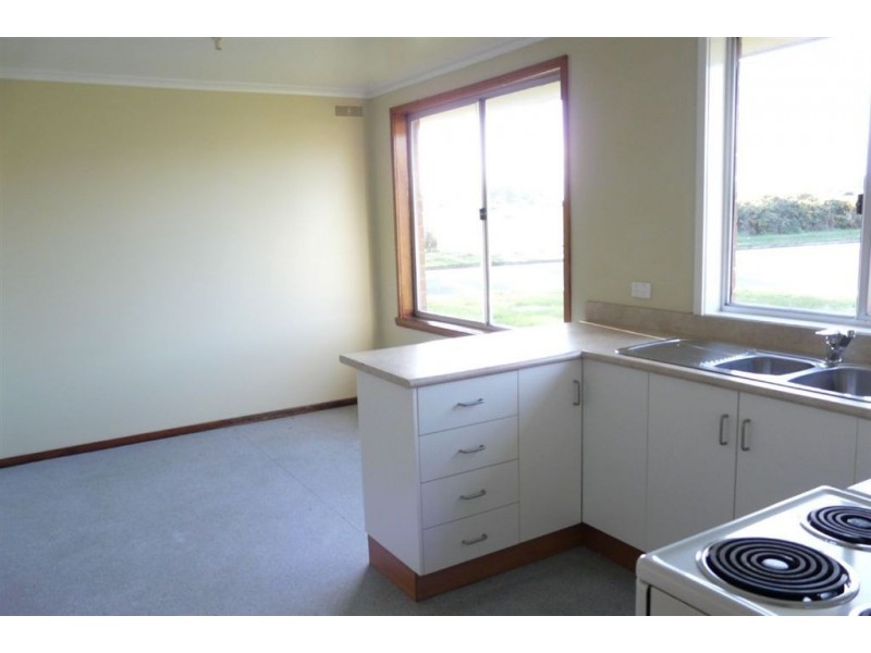 12 Stonehouse Street, George Town TAS 7253