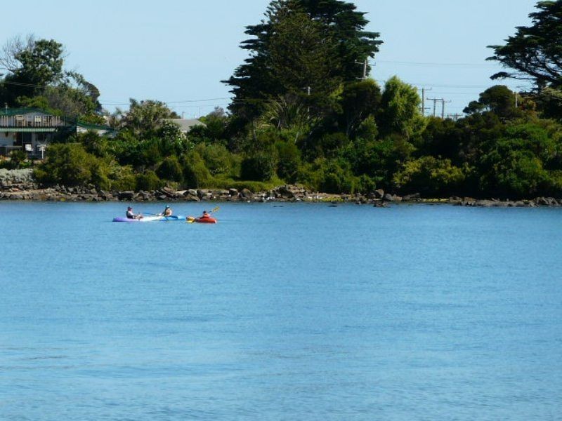 1 Lagoon Beach Road, Low Head TAS 7253