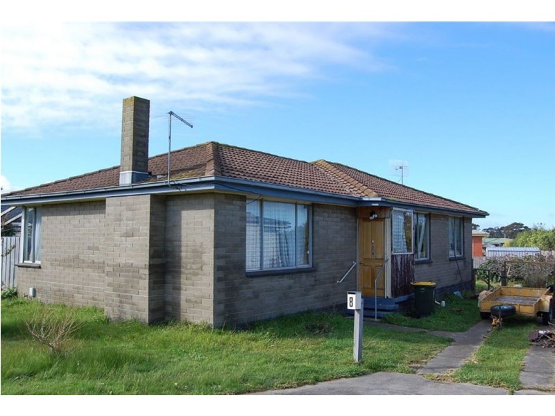 8 Simpson Avenue, George Town TAS 7253