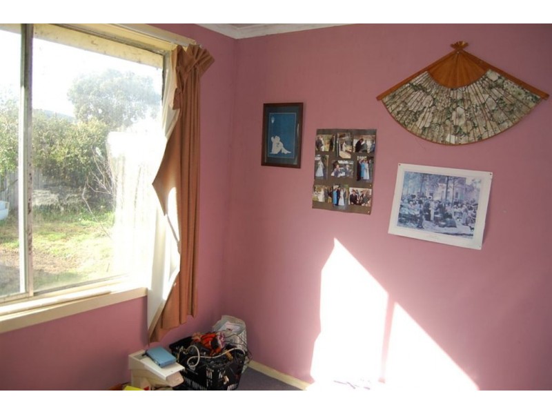 8 Simpson Avenue, George Town TAS 7253