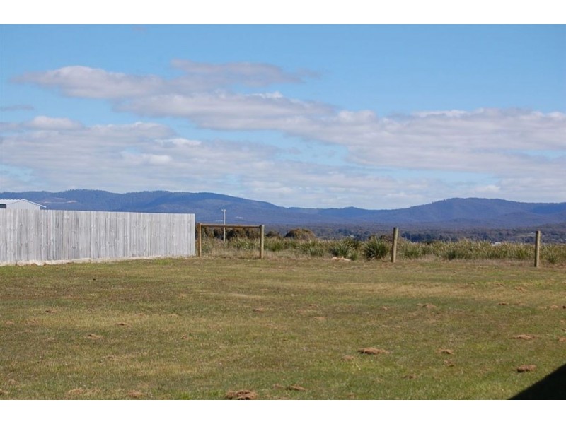 10 Illusion Way, George Town TAS 7253