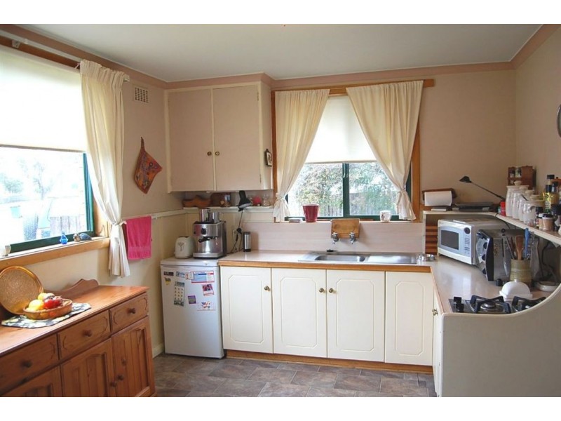 6 Adam Street, George Town TAS 7253