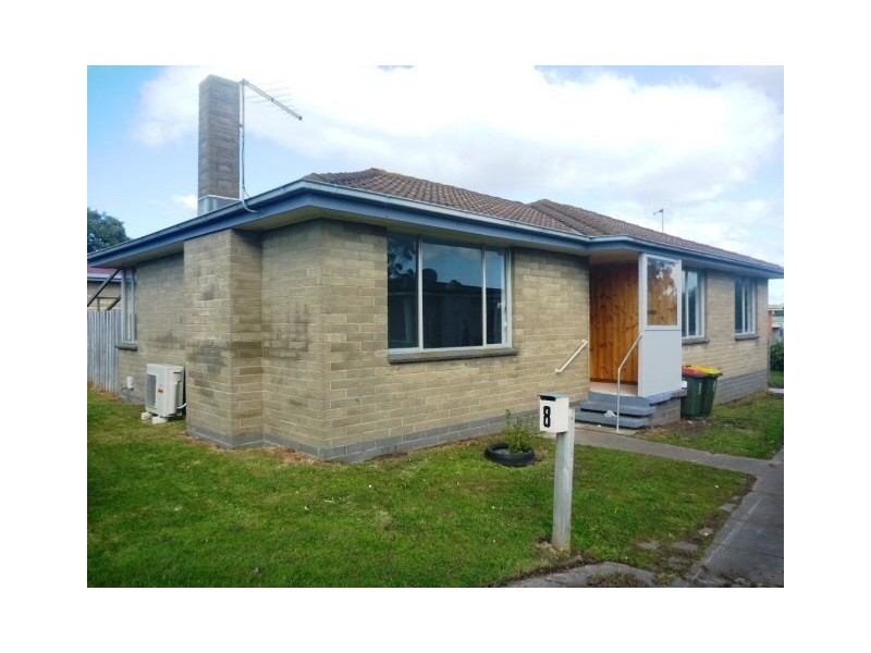 8 Simpson Avenue, George Town TAS 7253