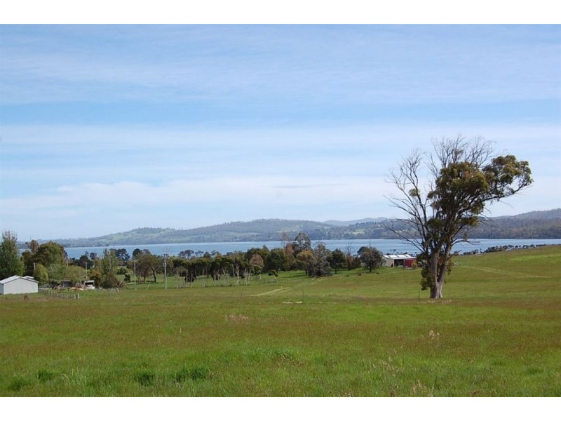 450 Los Angelos Road, Swan Bay TAS 7252
