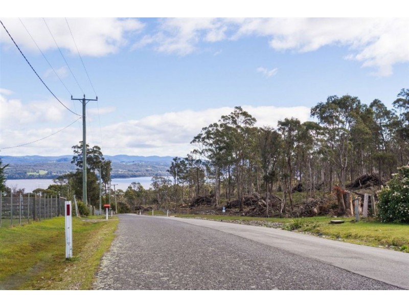 2043 Windermere Road, Swan Bay TAS 7252