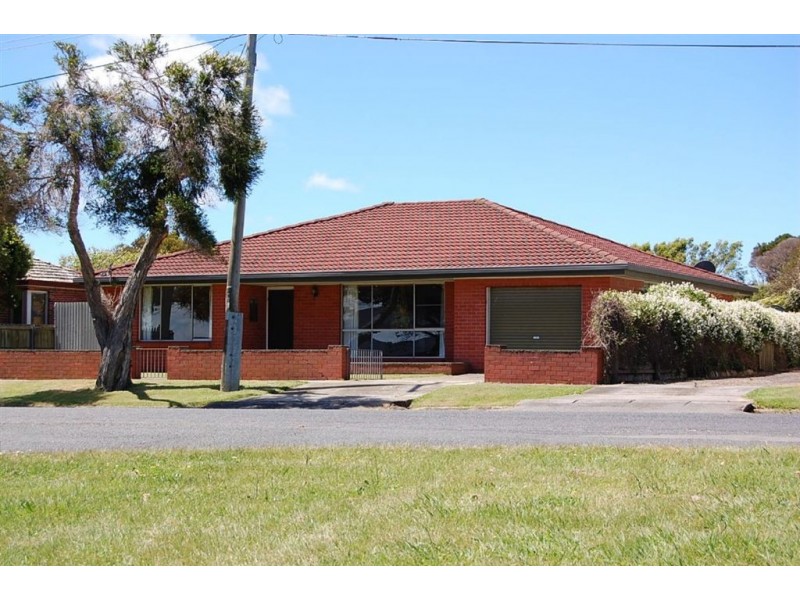 32 Esplanade North, George Town TAS 7253