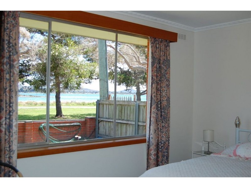 32 Esplanade North, George Town TAS 7253
