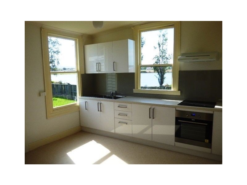 2 Elizabeth Street., George Town TAS 7253