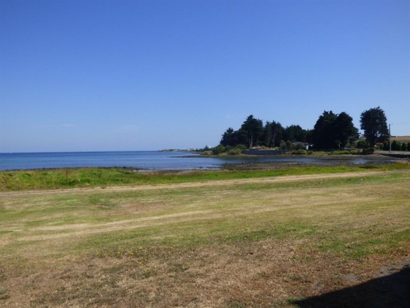 1/127 Low Head Road, Low Head TAS 7253