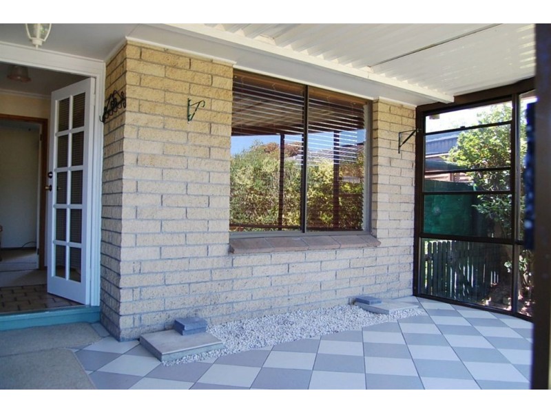 9 Targett Avenue, George Town TAS 7253