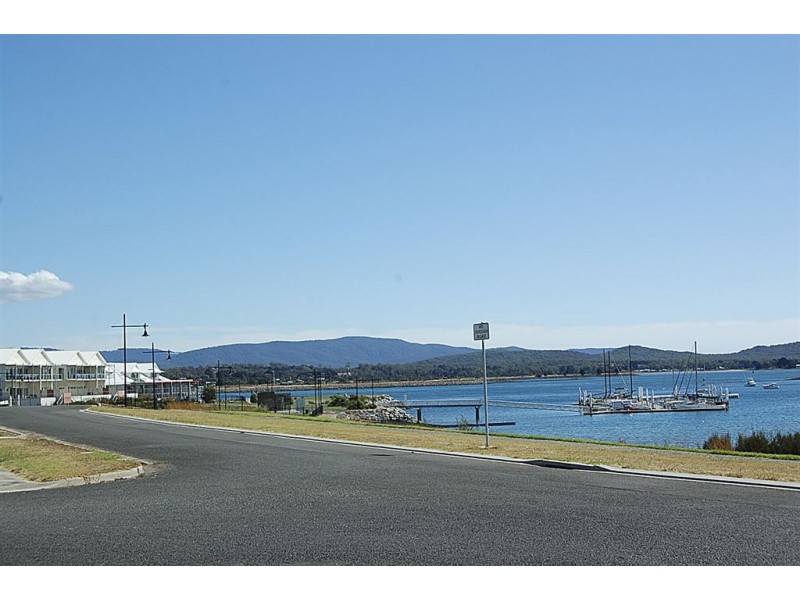 1 & 2/28 Esplanade South, George Town TAS 7253