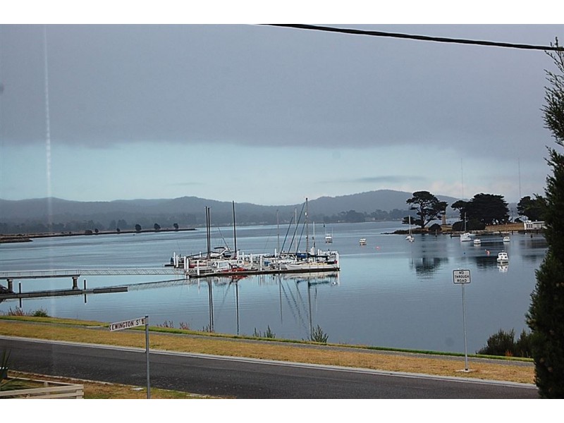 1 & 2/28 Esplanade South, George Town TAS 7253