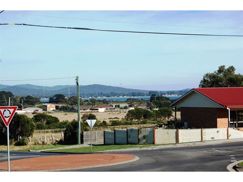 54 Davies Street, George Town TAS 7253