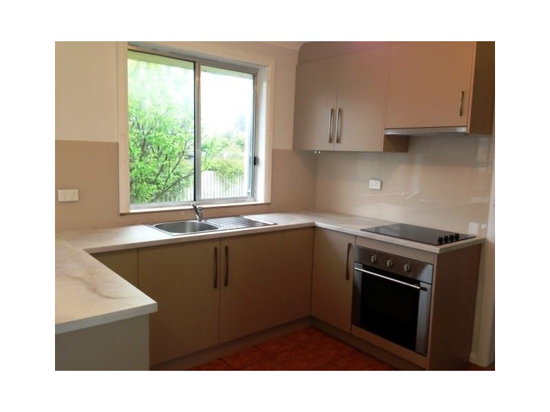 8 Simpson Avenue, George Town TAS 7253