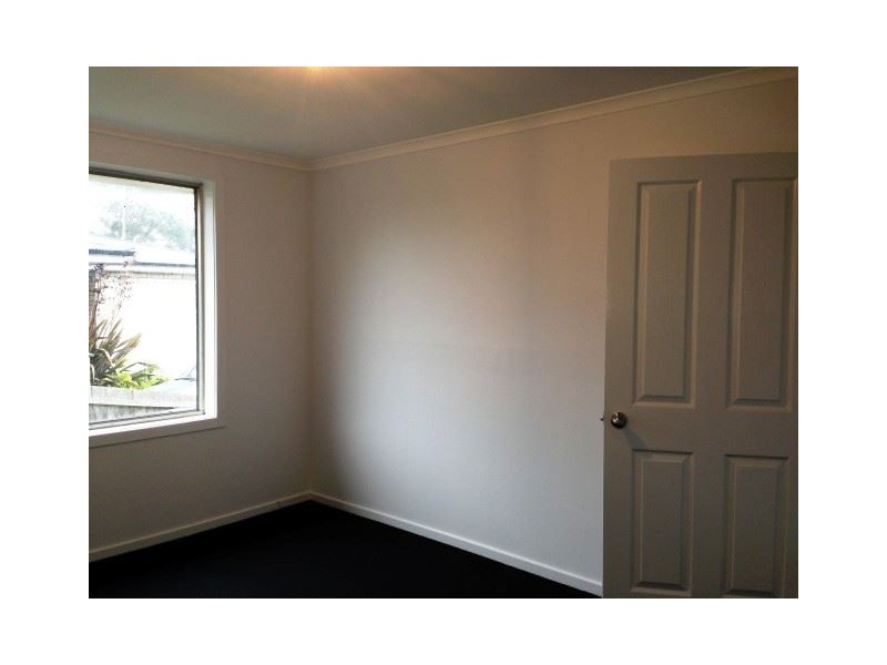 8 Simpson Avenue, George Town TAS 7253