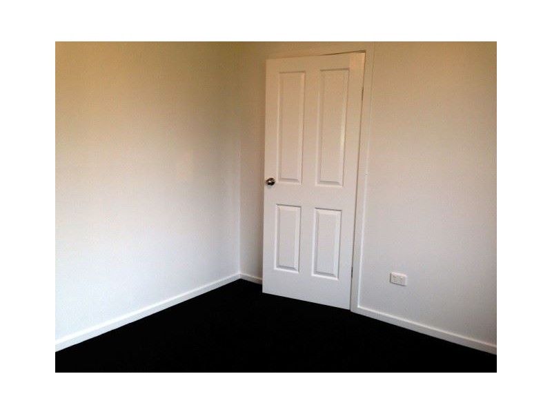 8 Simpson Avenue, George Town TAS 7253