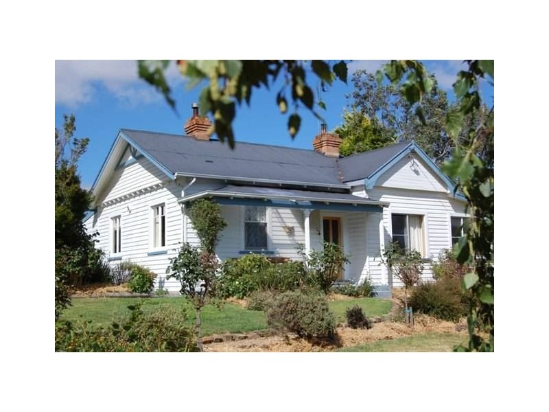 1 Deviot Road, Gravelly Beach TAS 7276