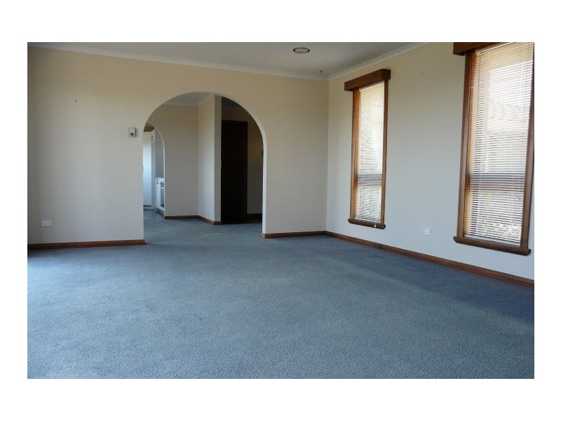 18 Lawrence Street, George Town TAS 7253