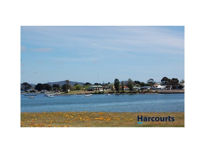5 Mary Street, George Town TAS 7253