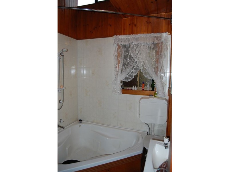 6542 Bridport Road, George Town TAS 7253